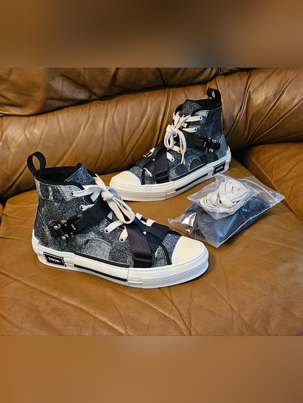 Men's Dior B23 x Peter Doig Designer Camo Hightop Size 7 US (MINT )